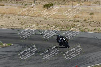 media/Apr-20-2025-AHRMA (Sun) [[393a79c373]]/Race/Group 10/Turn 4b/